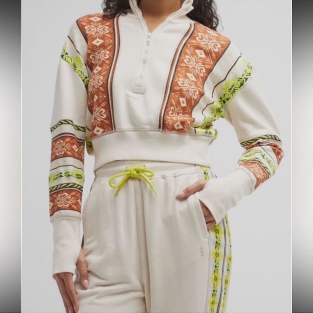 Free People medium boho Cream and burnt Orange Patterned sweater sweatpants set